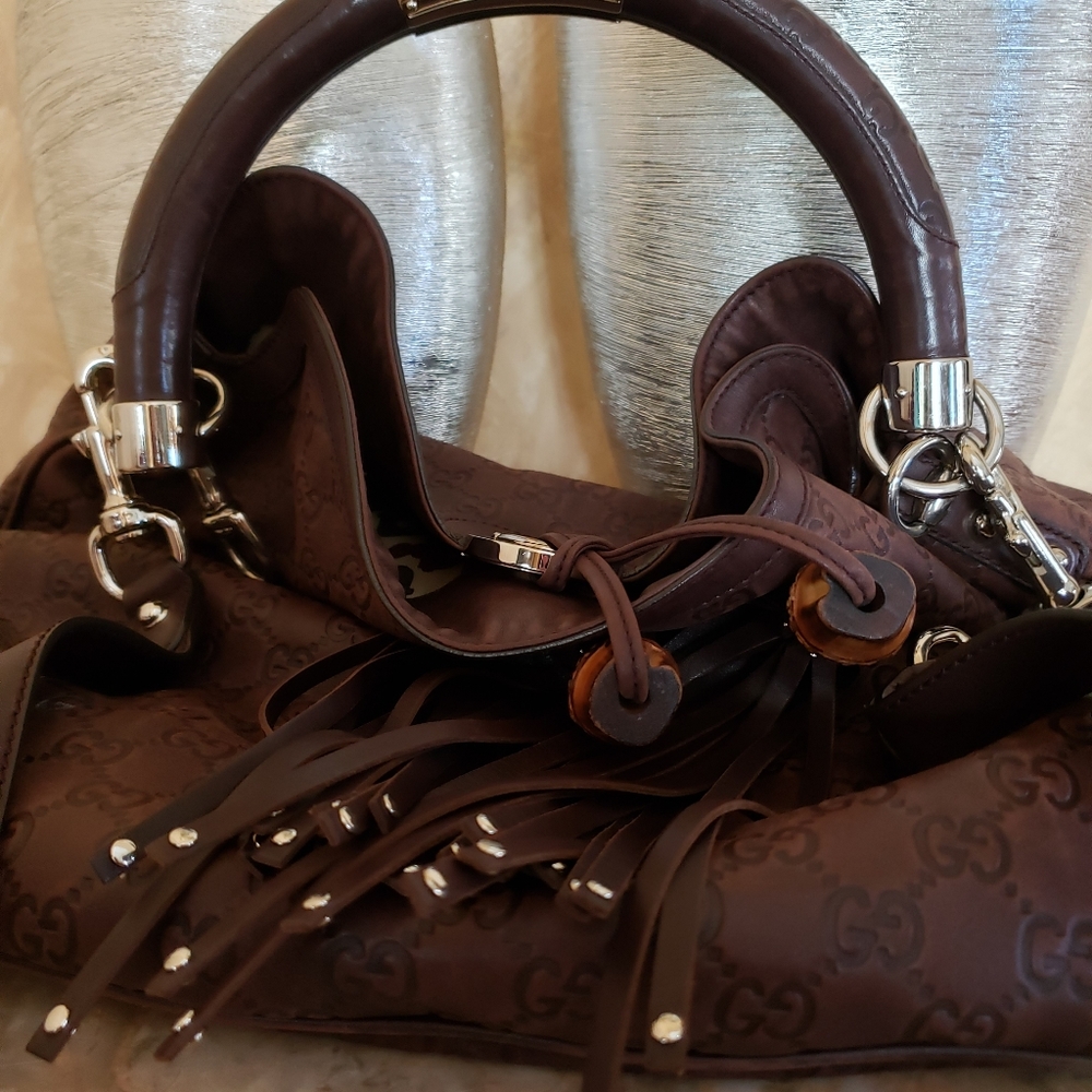 Hand bag